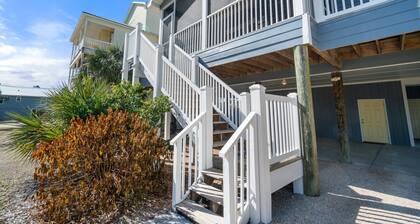 Beach House - Hooked on the Cape by PHG