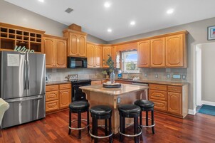 House | Private kitchen | Full-size fridge, microwave, oven, stovetop