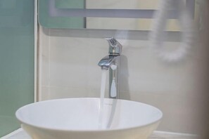 Bathroom - Yushe Hotel (Guangzhou Beijing Road Tianzi Wharf) (Guangzhou)