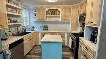 Microwave, oven, stovetop, dishwasher