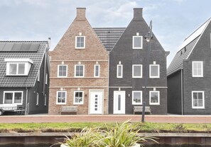 House | Bahagian luar
