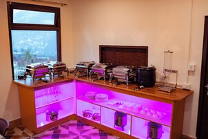 Desayuno continental incluido todos los días 