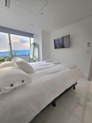 2 bedrooms