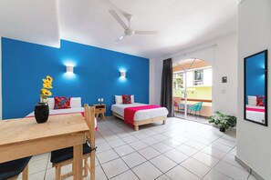 1 Schlafzimmer, BĂŒgeleisen/BĂŒgelbrett, WLAN, BettwĂ€sche
