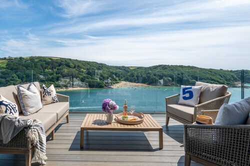 Nautica -  an apartment that sleeps 6 guests  in 3 bedrooms