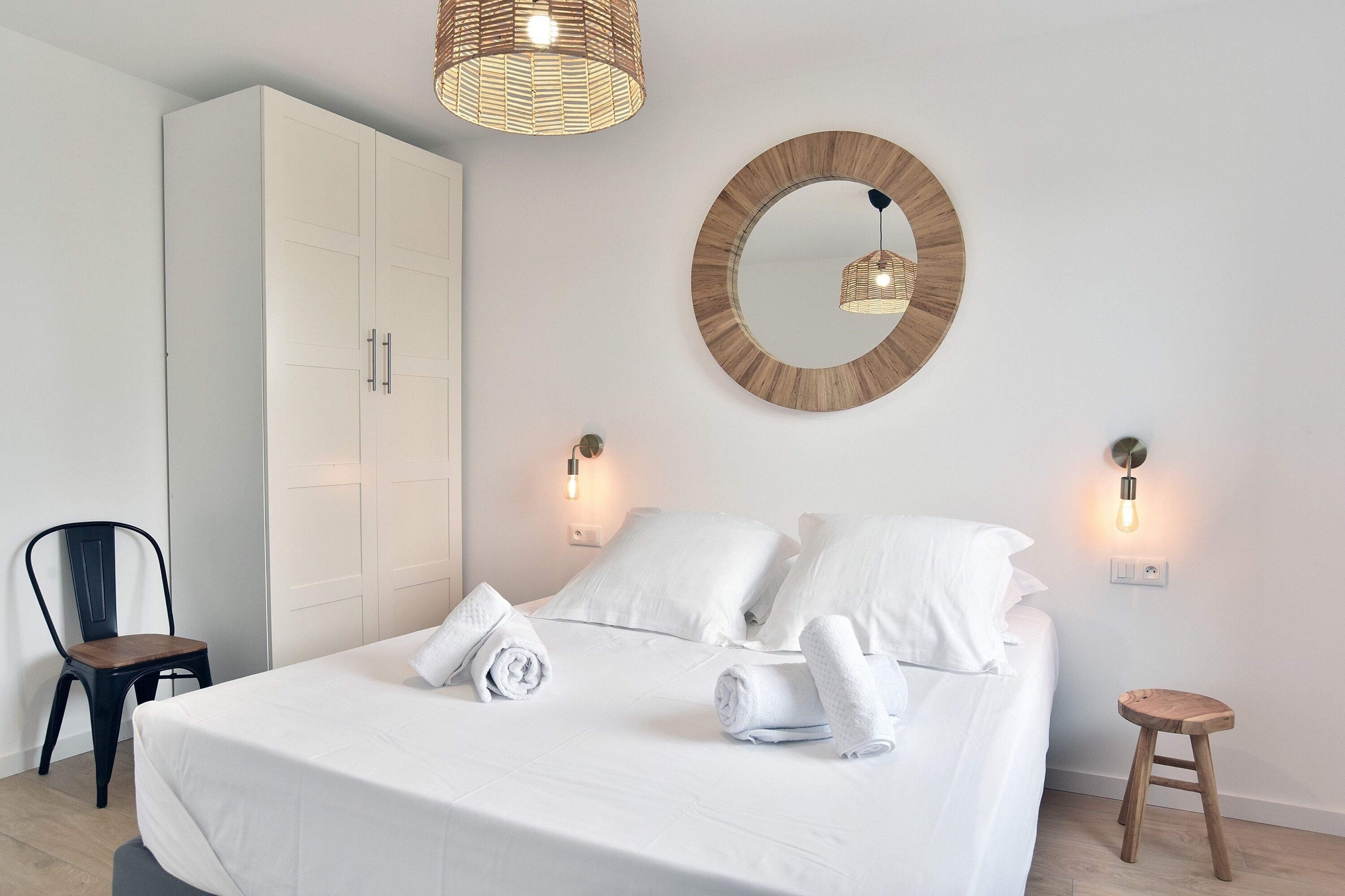 4 chambres, fer et planche à repasser, Wi-Fi gratuit