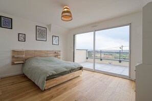 3 chambres, fer et planche Ă repasser, Wi-Fi gratuit, draps fournis
