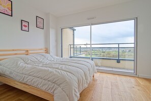 3 quartos, ferros/tábuas de passar roupa, Wi-Fi de cortesia