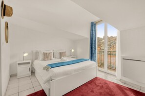 1 chambre, fer et planche à repasser, Wi-Fi gratuit, draps fournis