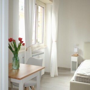 1 bedroom, desk, iron/ironing board, free WiFi - Cozy and spacious bed and breakfast equipped with all amenities. (Roma)