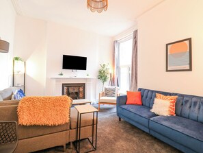 Living area - The Wiltons (Bexhill-on-Sea)
