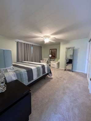 3 bedrooms, WiFi, bed sheets