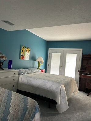 3 bedrooms, WiFi, bed sheets