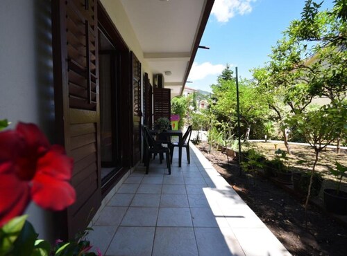 Cozy Igalo Retreat Ideal for Families - Two Bedroom Apartment