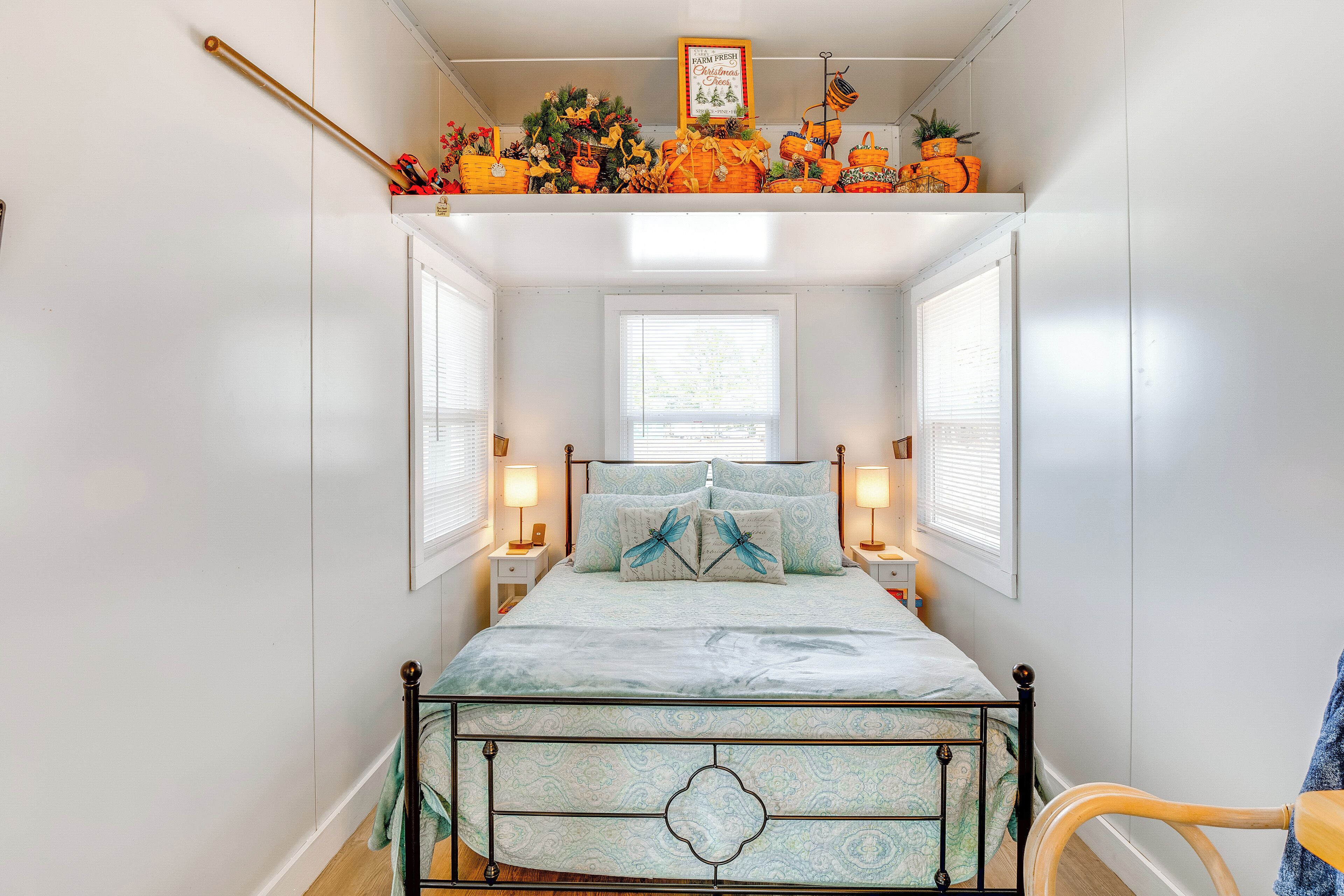 1 bedroom, internet, bed sheets