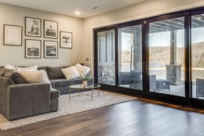TV, fireplace, table football, books - Lakefront Gem: Dock & Hot Tub in Jacksboro (Jacksboro)