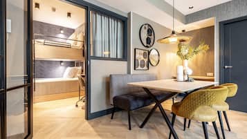 Apartment | Dining