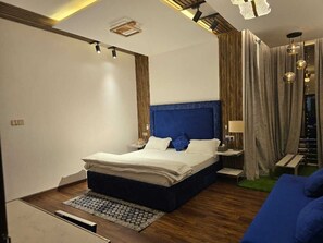 5 camere, ferro/asse da stiro, Wi-Fi, lenzuola