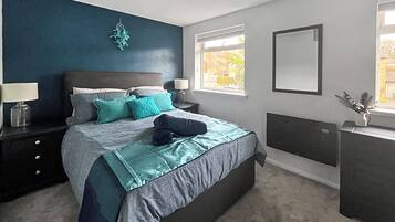 3 bedrooms, free WiFi, bed sheets