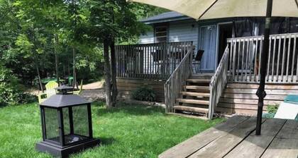 Classic Cottage Charm - relaxing & private. #1