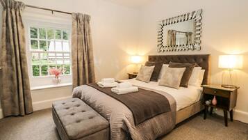 3 habitaciones, decoración personalizada y muebles diferentes