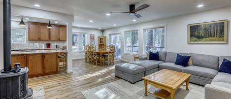 TV connectée, cheminée