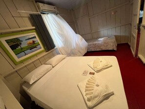 Comfort Triple Room, Partial Lake View