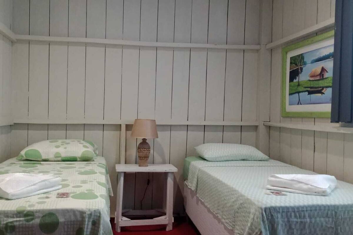 Basic Twin Room, Lake View