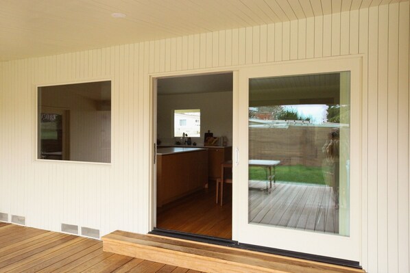 Interior - Inspiring centrally-located 4-bedroom house w/ sauna, cold plunge, & gym (San Diego)