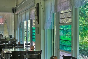 Unclassified image, 5 of 19, button - Qingjing Tixiang Panoramic Hostel (Nantou)