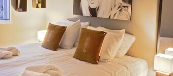 Holiday Home in Yn e Lijte With Water Sports