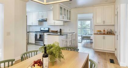 Modern Sonoma Stay w/ Spacious Deck, Views & Prime Location Bennett
