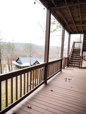 Property grounds - Serene Waterfront Lake Wedowee Home (Wedowee)