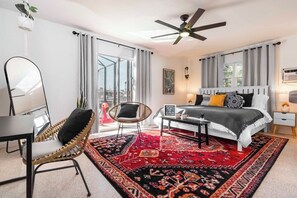 3 chambres, fer et planche à repasser, Wi-Fi, draps fournis