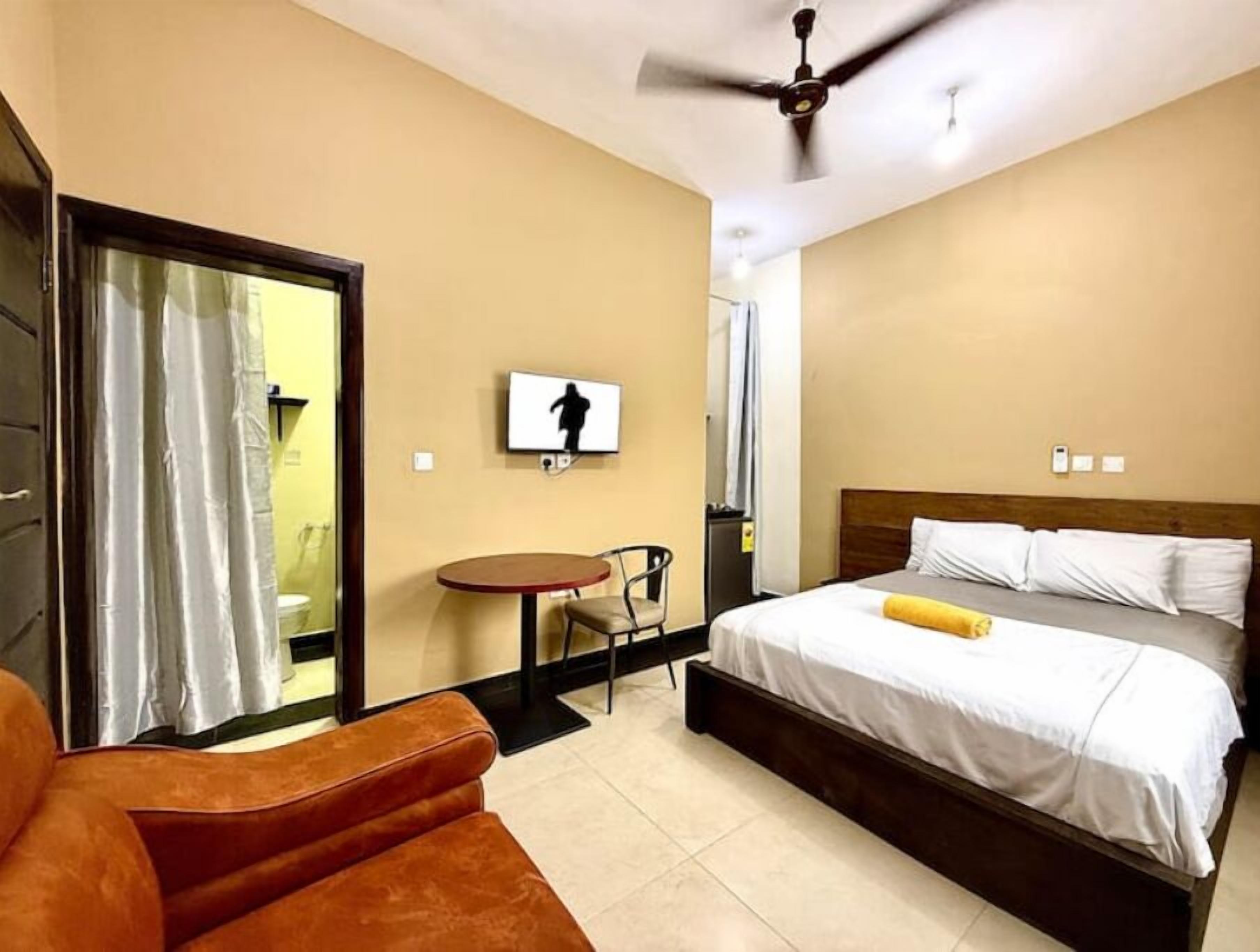 1 chambre, fer et planche à repasser, Wi-Fi, draps fournis