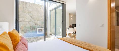 1 bedroom, iron/ironing board, Internet, bed sheets