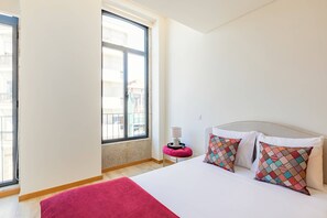 1 quarto, ferros/tábuas de passar roupa, acesso à internet