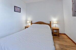 1 bedroom - Resort center, 1st floor, fitness, swimming pool, sauna, balcony, tv, ski locker, 34m², Les Orres (Les Orres)