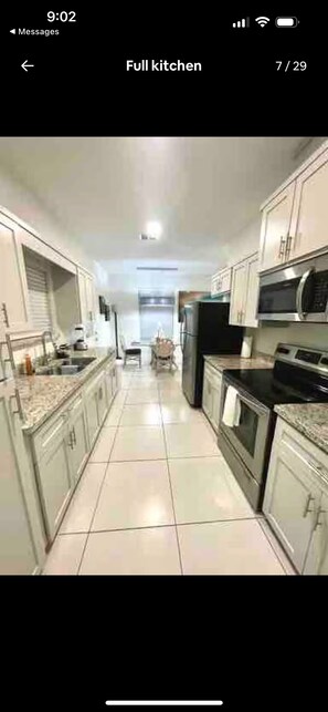 Microwave, oven, stovetop, coffee/tea maker
