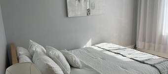 Peaceful, comfortable 3-bedroom apartment in the heart of Montreal