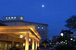 Exterior - Yanbian Dynasty Daewoo Hotel (Yanji)
