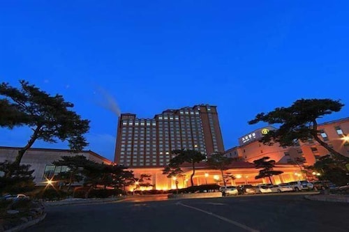 Yanbian Dynasty Daewoo Hotel