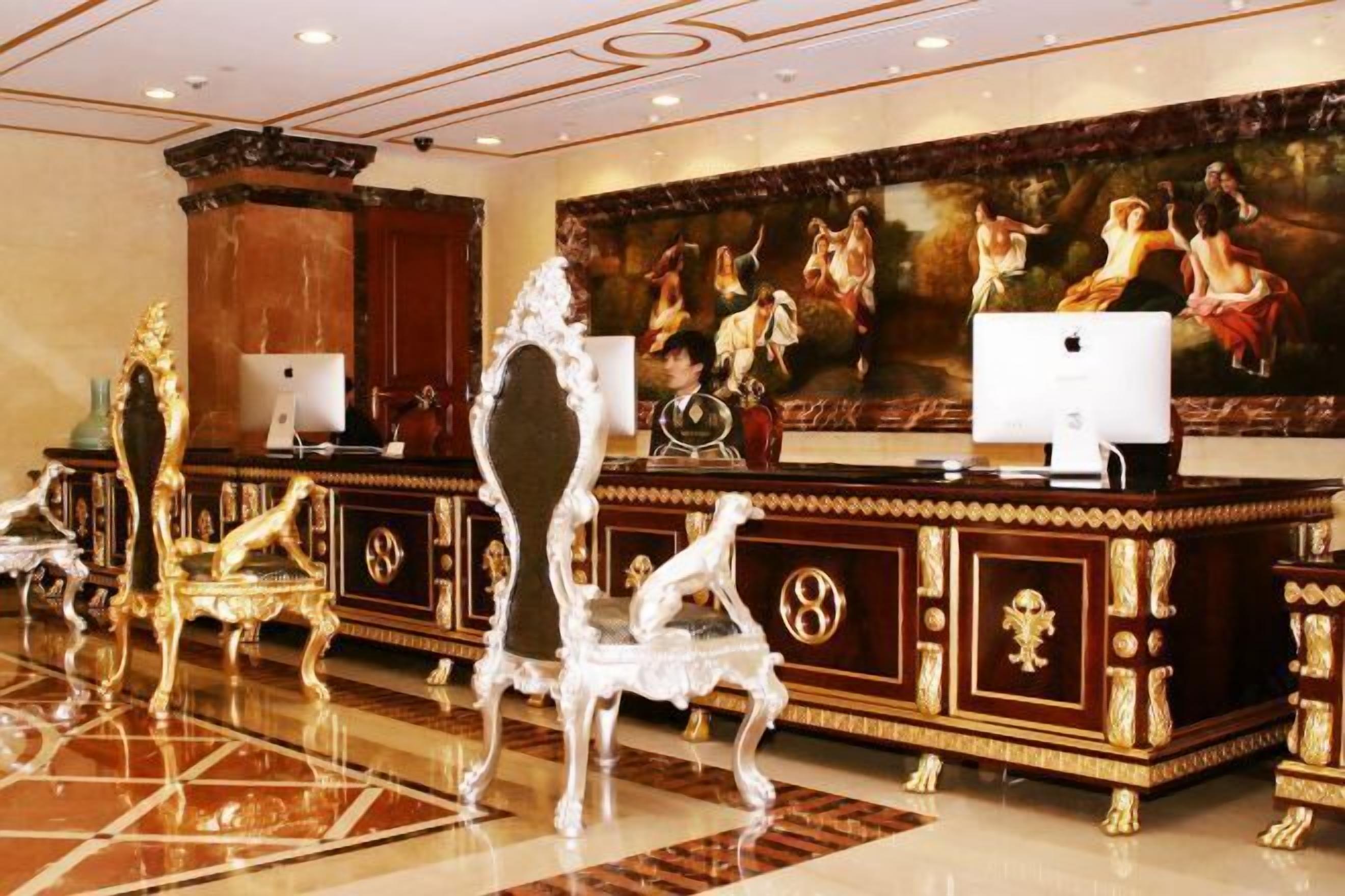 Lobby-Lounge