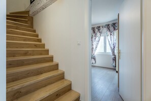 Interior - House Luce with Pool -Peaceful place to stay with your family or friends! (Omiš)