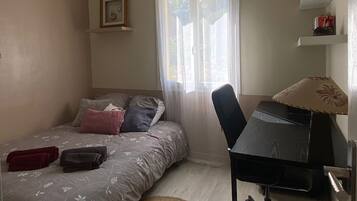 3 chambres, bureau, fer et planche Ă repasser, Wi-Fi