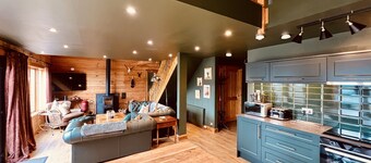 Luxury lodge with Sauna and Hot Tub