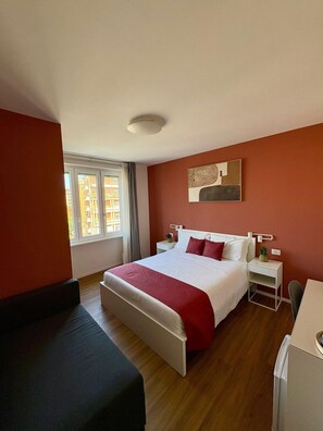 1 habitación, wifi y ropa de cama