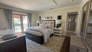 9 bedrooms, iron/ironing board, WiFi, bed sheets