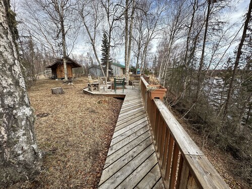 Riverfront Basement Apartment with Access to Kenai River Fishing