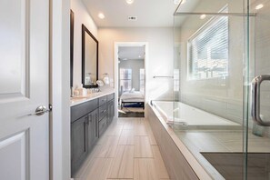 Maison (4 Bedrooms) | Intérieur